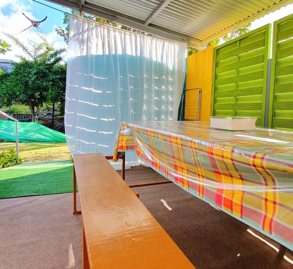 Maison Confortable A Sainte-Anne ภายนอก รูปภาพ