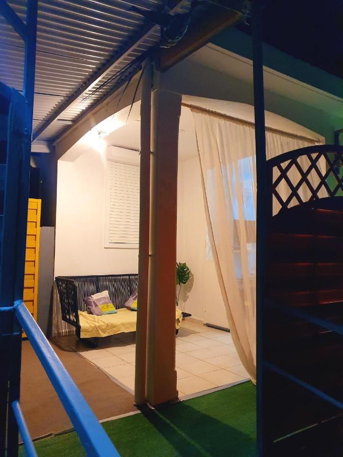 Maison Confortable A Sainte-Anne ภายนอก รูปภาพ