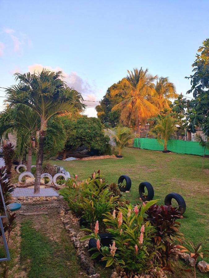 Maison Confortable A Sainte-Anne ภายนอก รูปภาพ