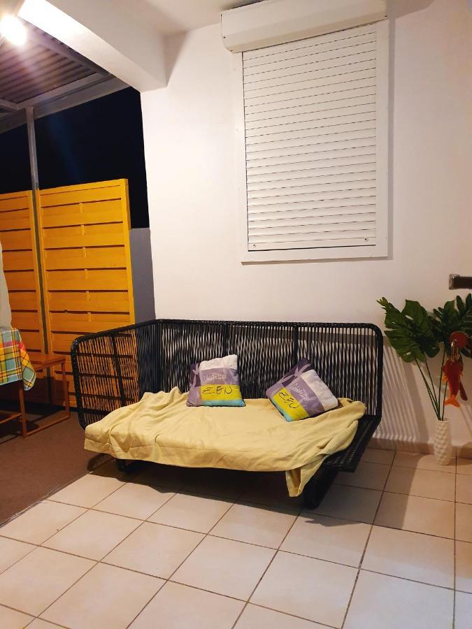 Maison Confortable A Sainte-Anne ภายนอก รูปภาพ